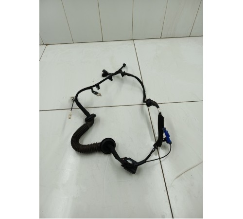 Электропроводка двери крышки багажника