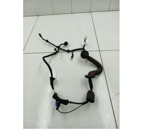 Электропроводка двери крышки багажника