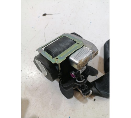 Ремень безопасности задний правый