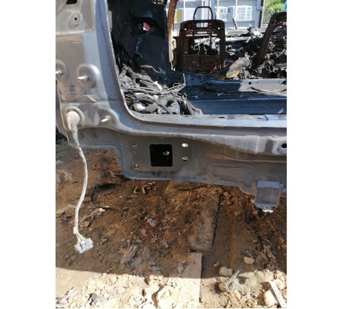 Задняя панель кузова