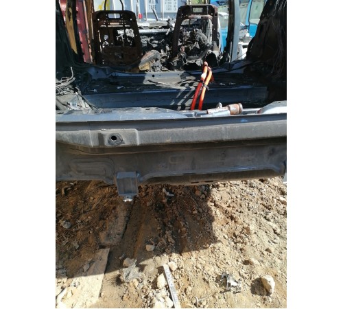 Задняя панель кузова