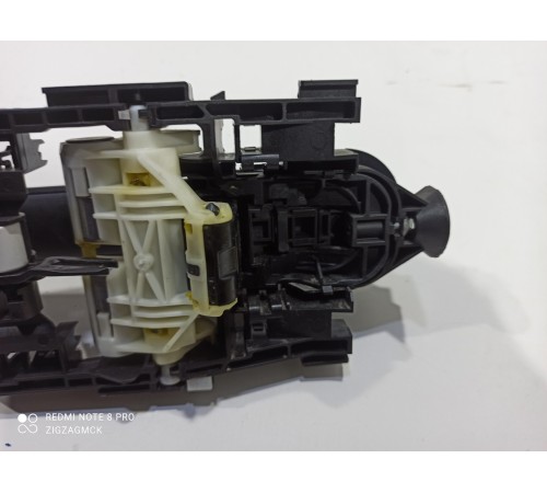 Ручка двери (задняя правая внешняя)