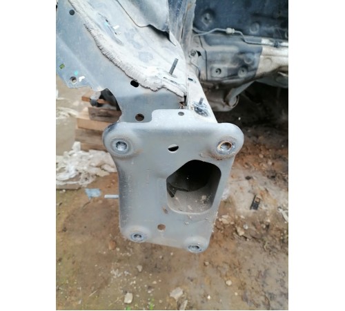 Лонжерон передний правый