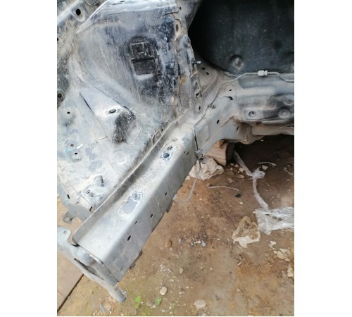 Лонжерон передний правый