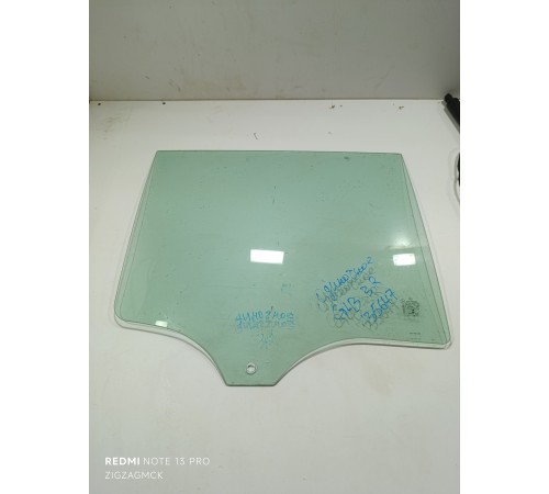 Стекло двери заднее правое