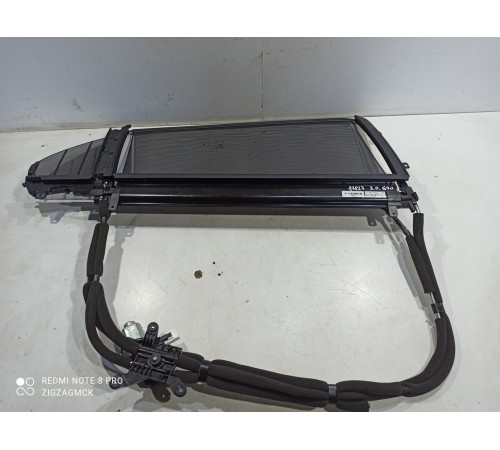 Электрошторка (задняя правая)