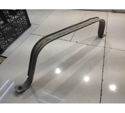 крепление бака