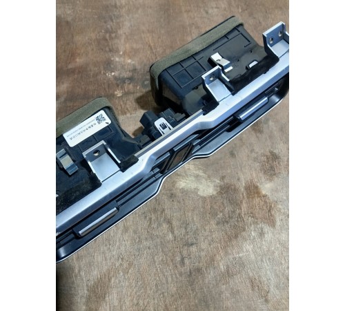 Воздушный дефлектор центральный