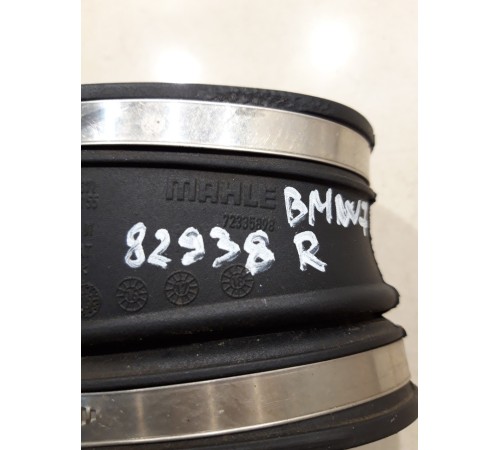 Патрубок ДМРВ правый