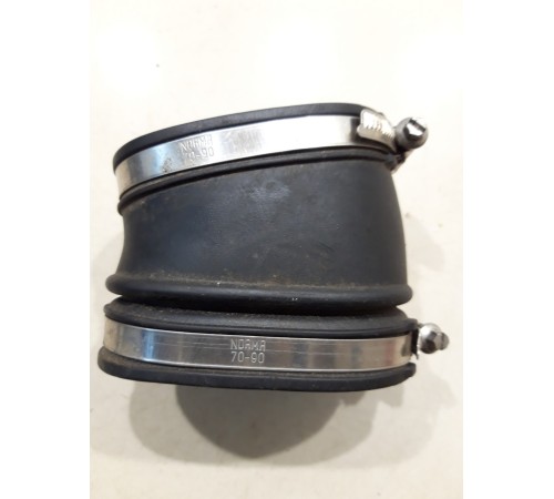 Патрубок ДМРВ правый