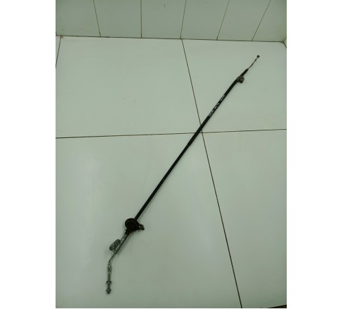 Трос стояночного тормоза центральный