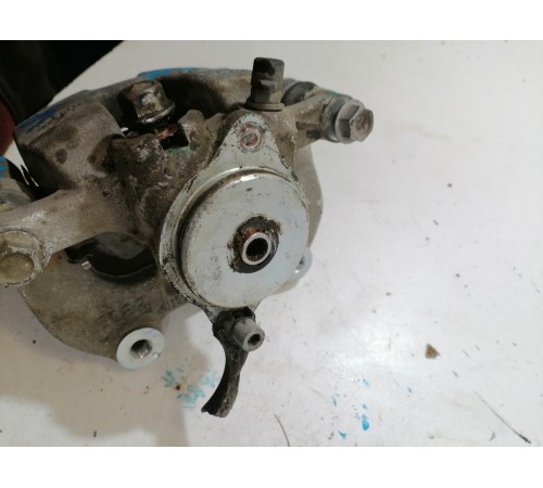 Суппорт задний правый