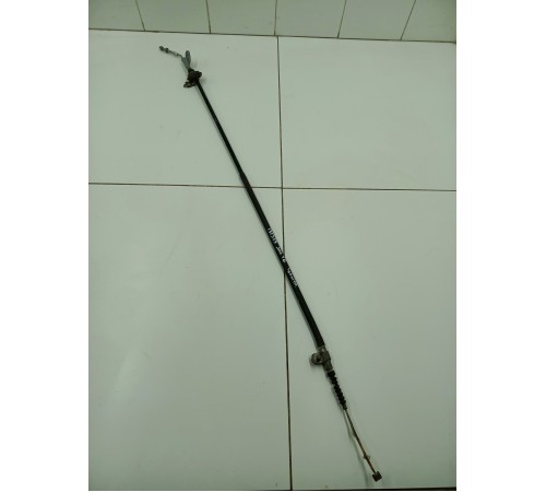 Трос стояночного тормоза центральный