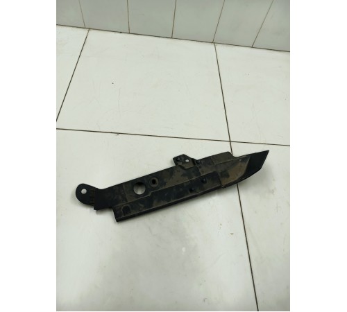 Накладка крыла передняя левая