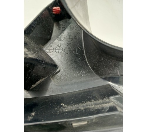 накладка двери багажника правая