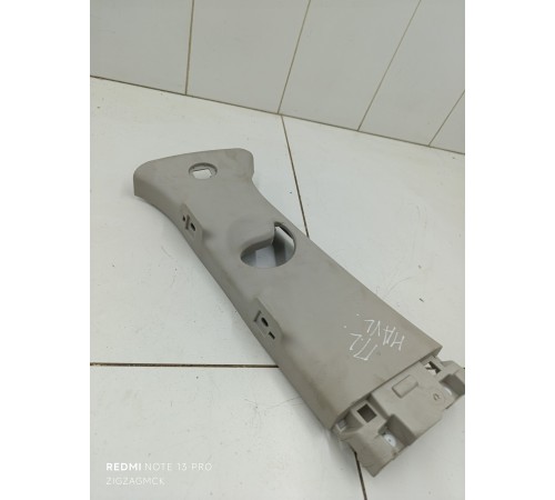 Обшивка центральной стойки левая верхняя