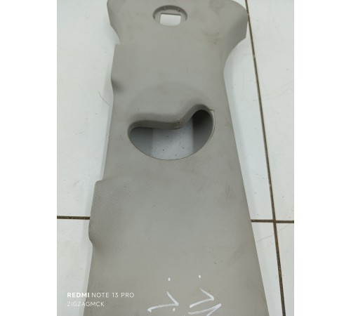 Обшивка центральной стойки левая верхняя