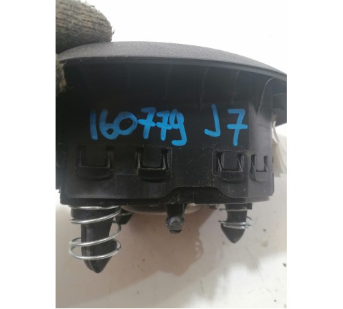 Подушка безопасности водителя, в руль