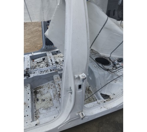 Порог со стойкой левый