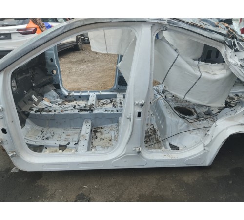 Порог со стойкой левый