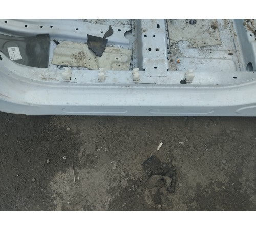 Порог со стойкой левый