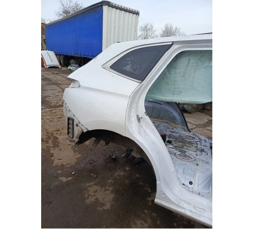 Крыло заднее правое