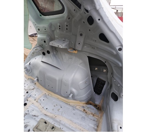 Крыло заднее правое