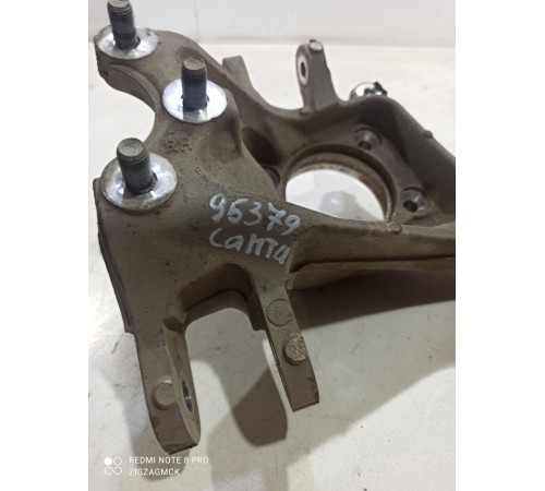 Кулак поворотный(задний правый)