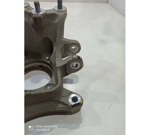 Кулак поворотный(задний правый)