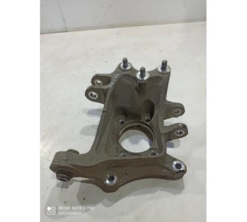 Кулак поворотный(задний правый)