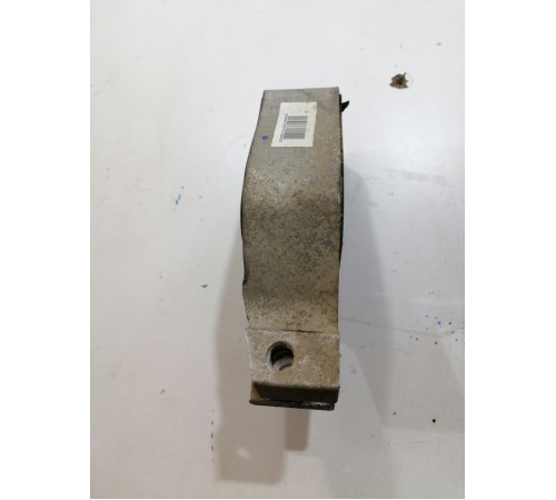 Подушка двигателя задняя, опора