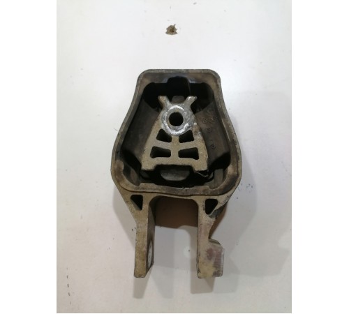 Подушка двигателя задняя, опора