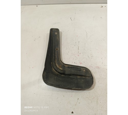 Брызговик задний правый