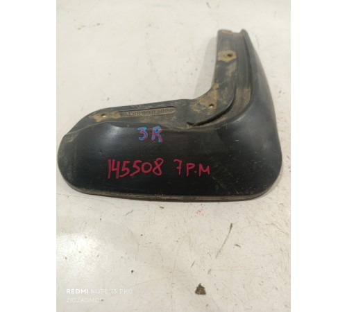 Брызговик задний правый