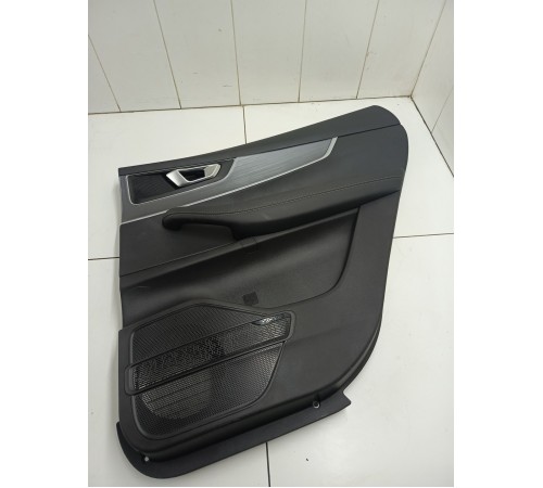 Обшивка двери задняя правая