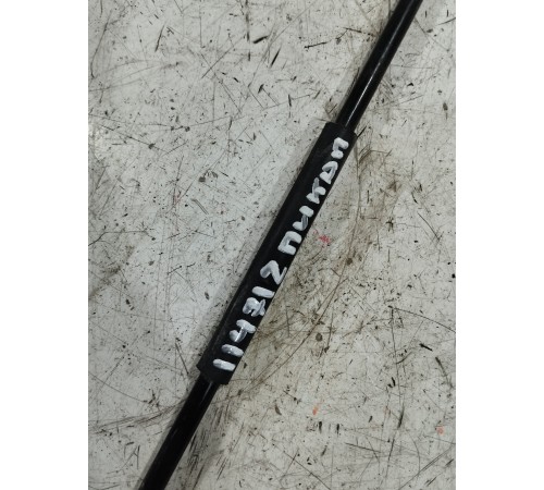 Держатель капота