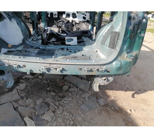 Задняя панель кузова