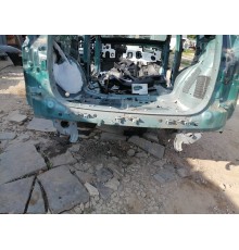 Задняя панель кузова