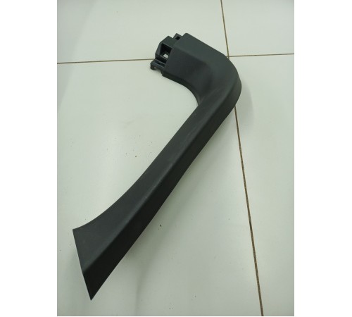 Обшивка крышки багажника левая