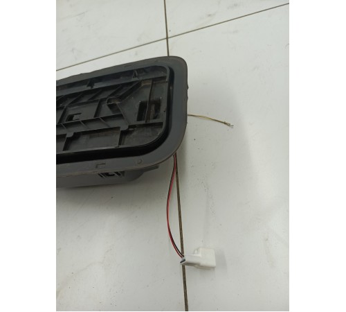 Лючок топливного бака с крышкой в сборе