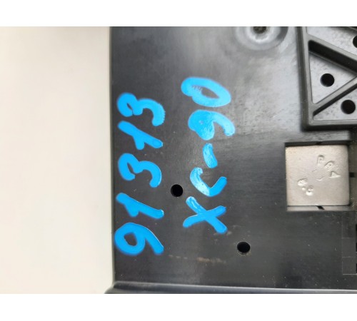 Клемма аккумулятора