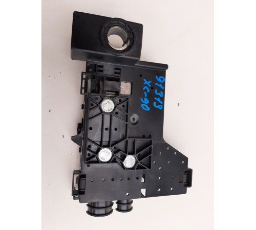 Клемма аккумулятора