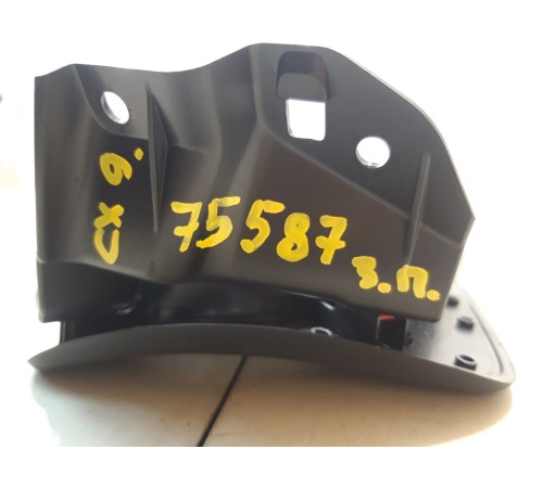 решетка динамика(задняя правая)