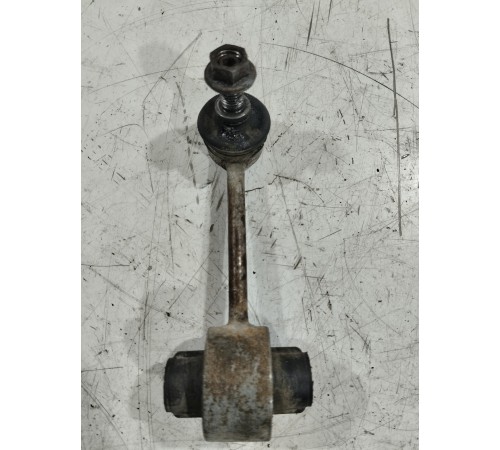 Стойка стабилизатора задняя левая