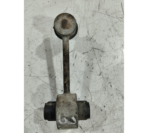 Стойка стабилизатора задняя левая