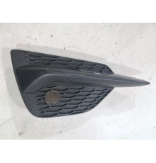 Решетка переднего бампера левая , накладка