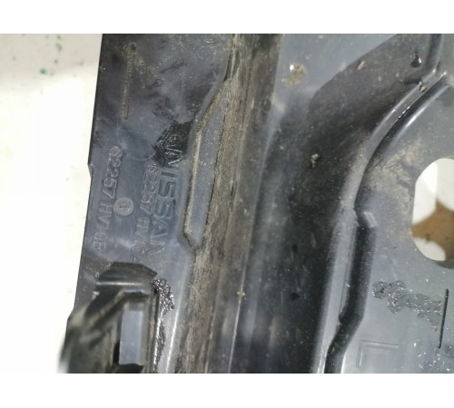 Решетка переднего бампера левая , накладка