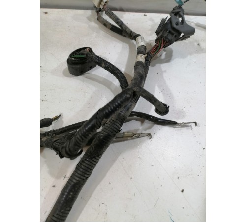 Электропроводка переднего бампера