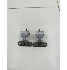 Петля багажника