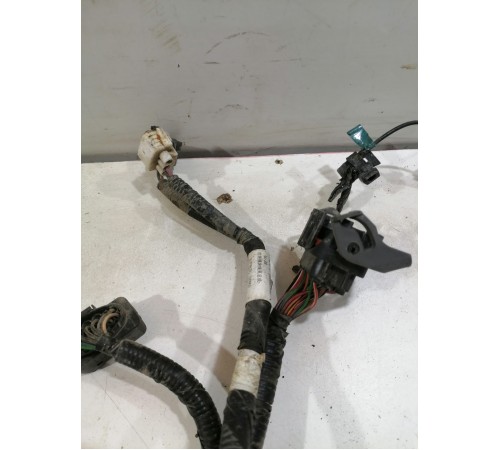 Электропроводка переднего бампера